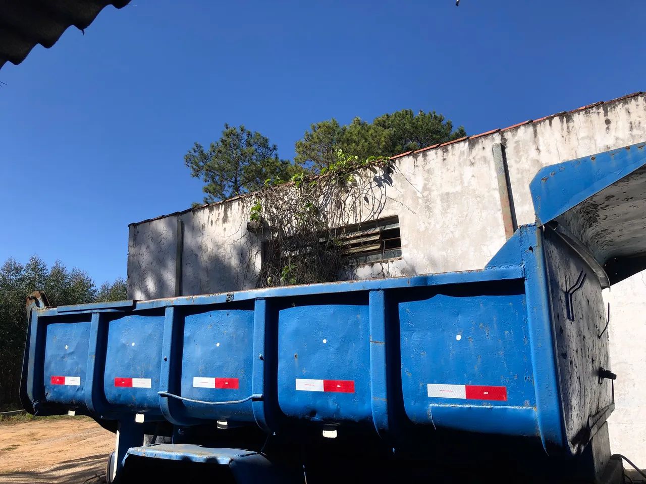 Caçamba toco 5 metros completa 