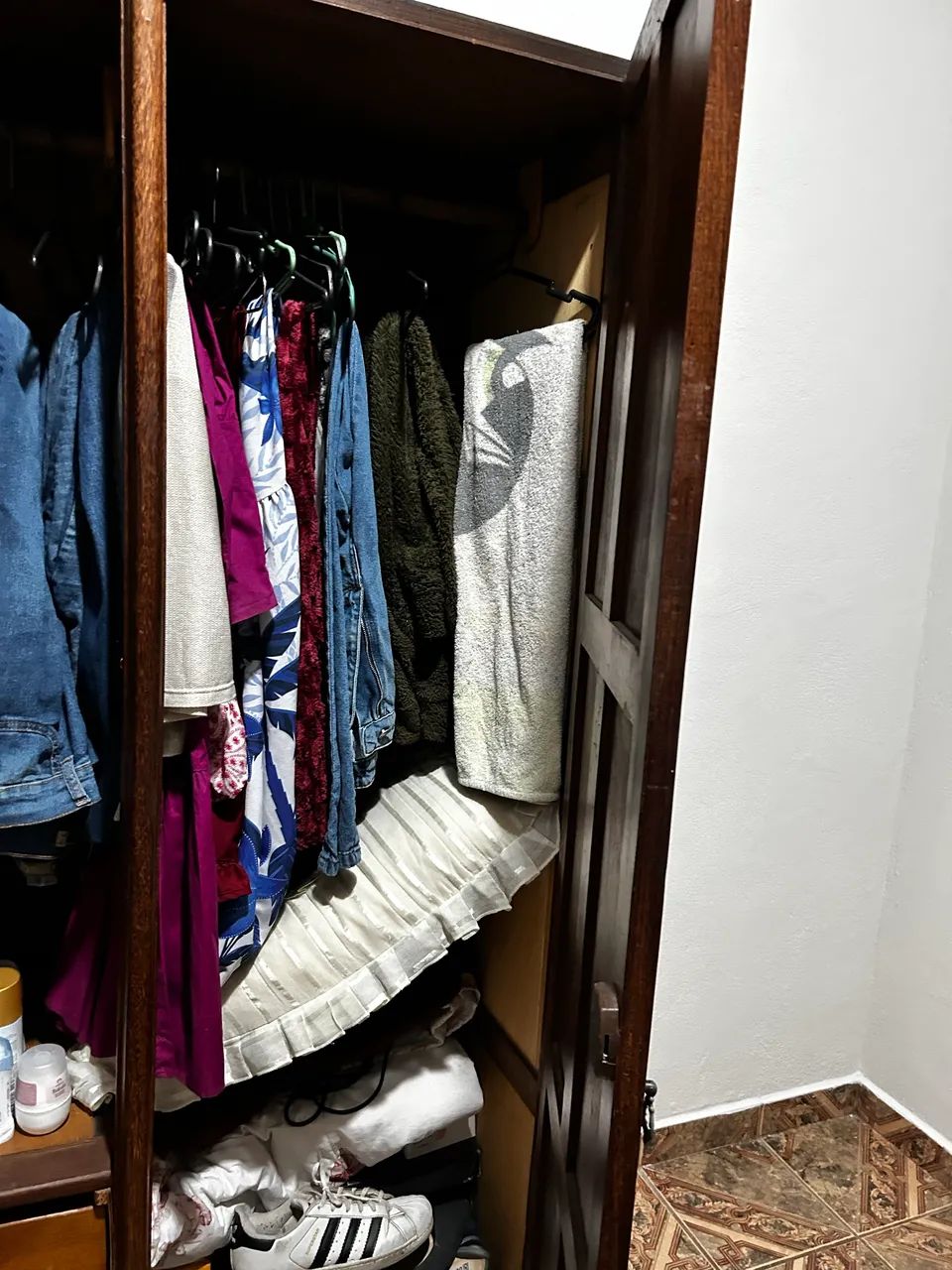 Guarda roupa de solteiro - Foto 2