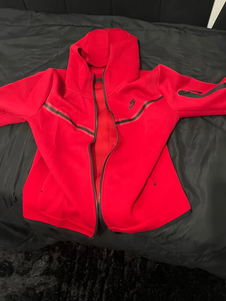 Nike Tech Fleece vermelho