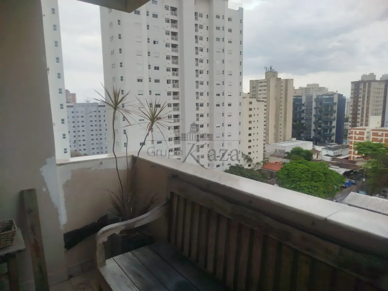 Apartamento Mobiliado - Vila Adyana - Edifício Itaipu - 3 Dormitórios - 119m² - Foto 3