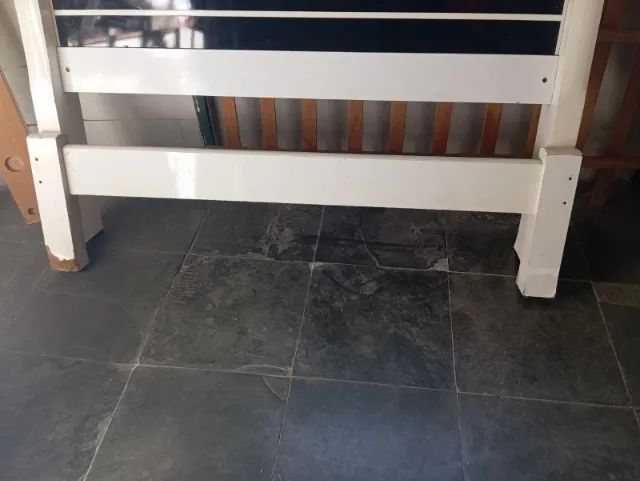 Cama de Casal Completa com Cabeceira Dupla Face (Preto/Branco) - Desapego - Foto 3