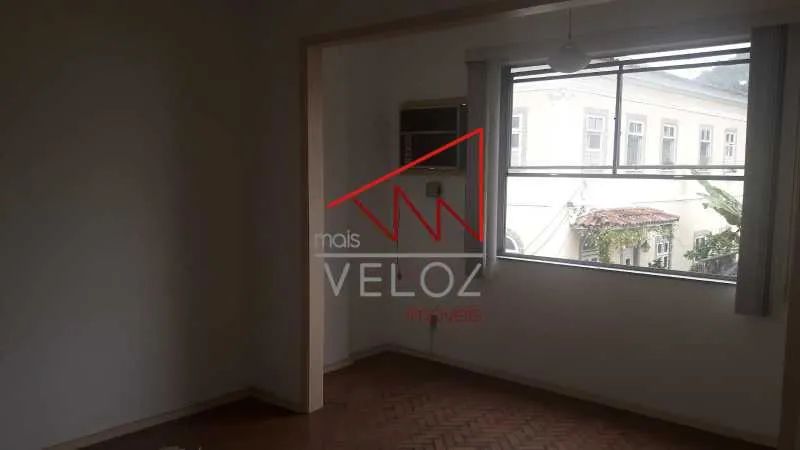 Ótimo apartamento 2 quartos em Santa Teresa