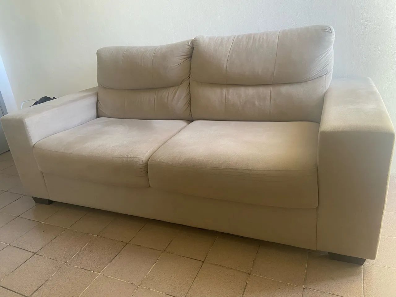 Sofá 2 lugares 