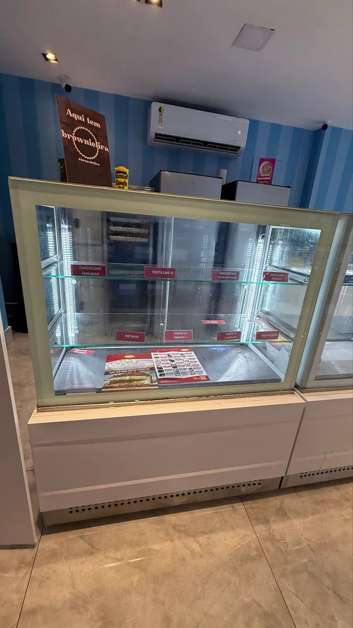 Vitrine/balcão Expositora Refrigerada 100cm - 220v + Led - Foto 3