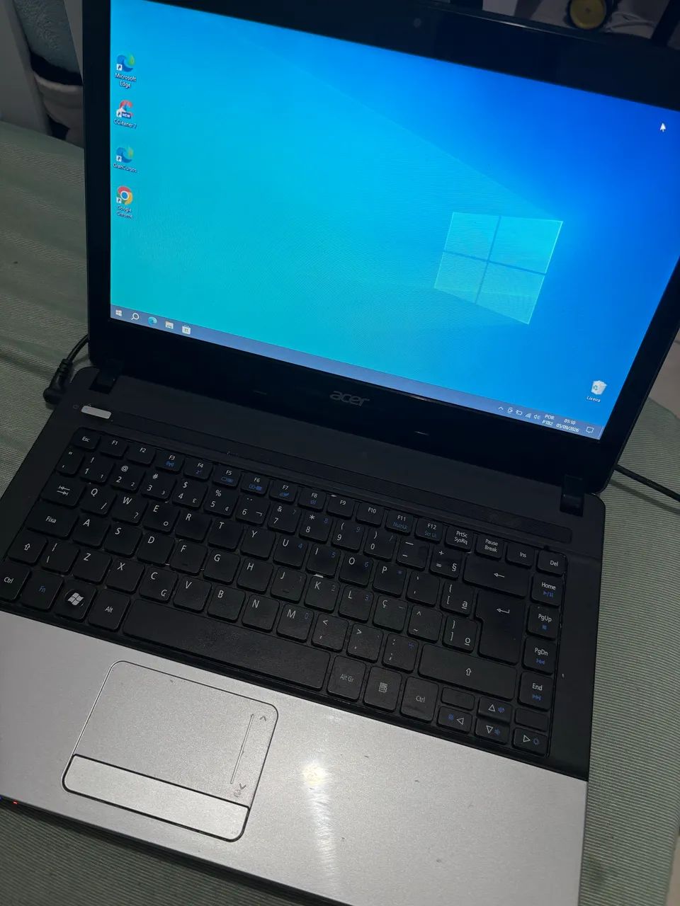 Notebook Acer Aspire E1-431 - 4GB RAM - 500GB - Windows 10 Pro - Foto 4