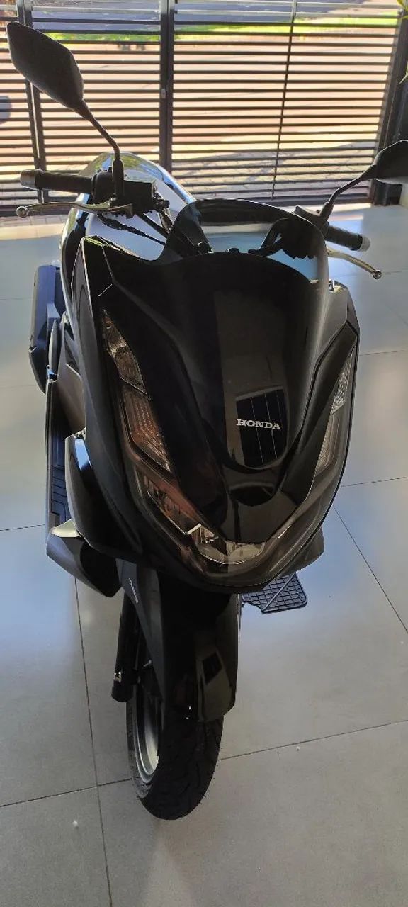 PCX DLX 2026 - Foto 4