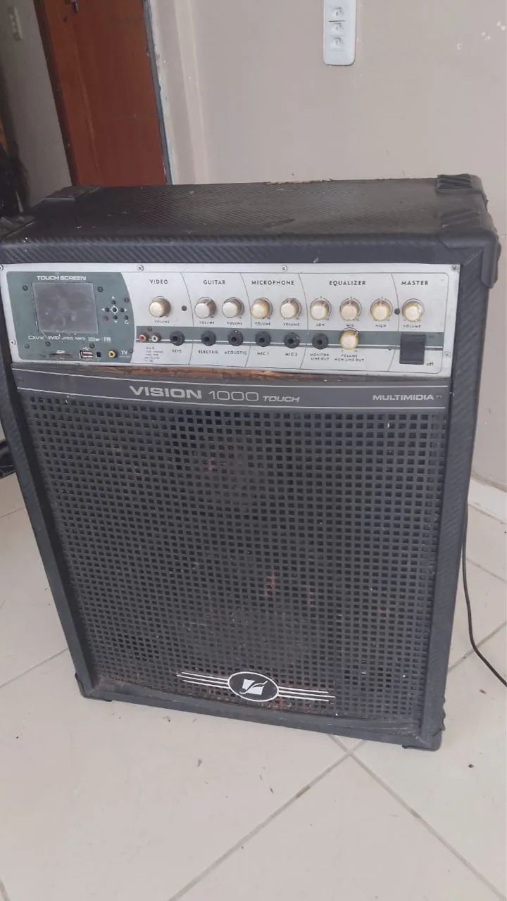 Vendo caixa amplificada de  1500 e - Foto 2
