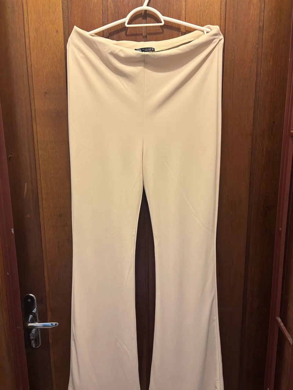 Calça Zara flair 