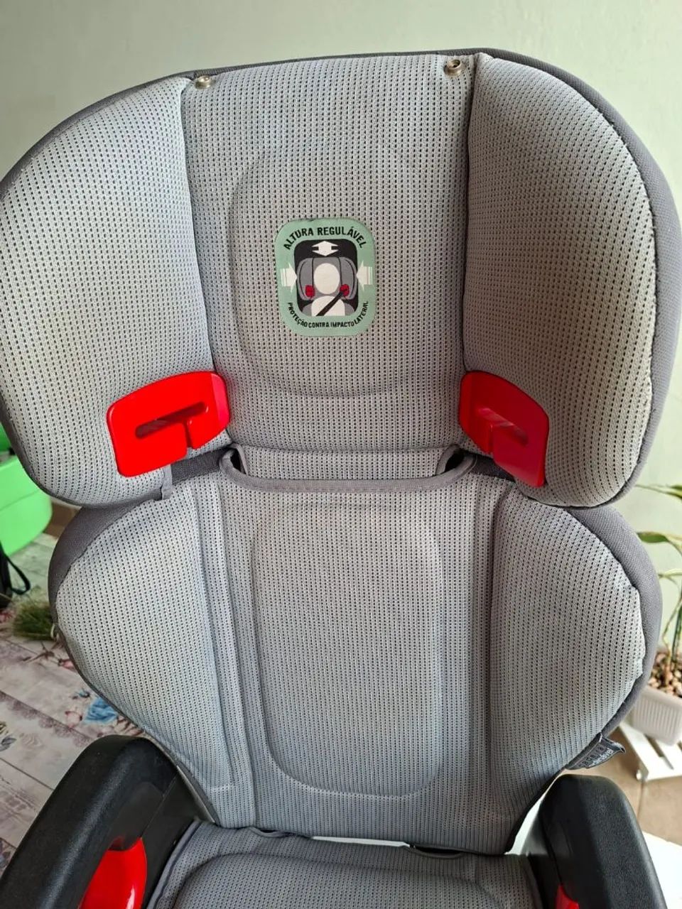 Vendo cadeirinha para carro em bom estado. - Foto 2