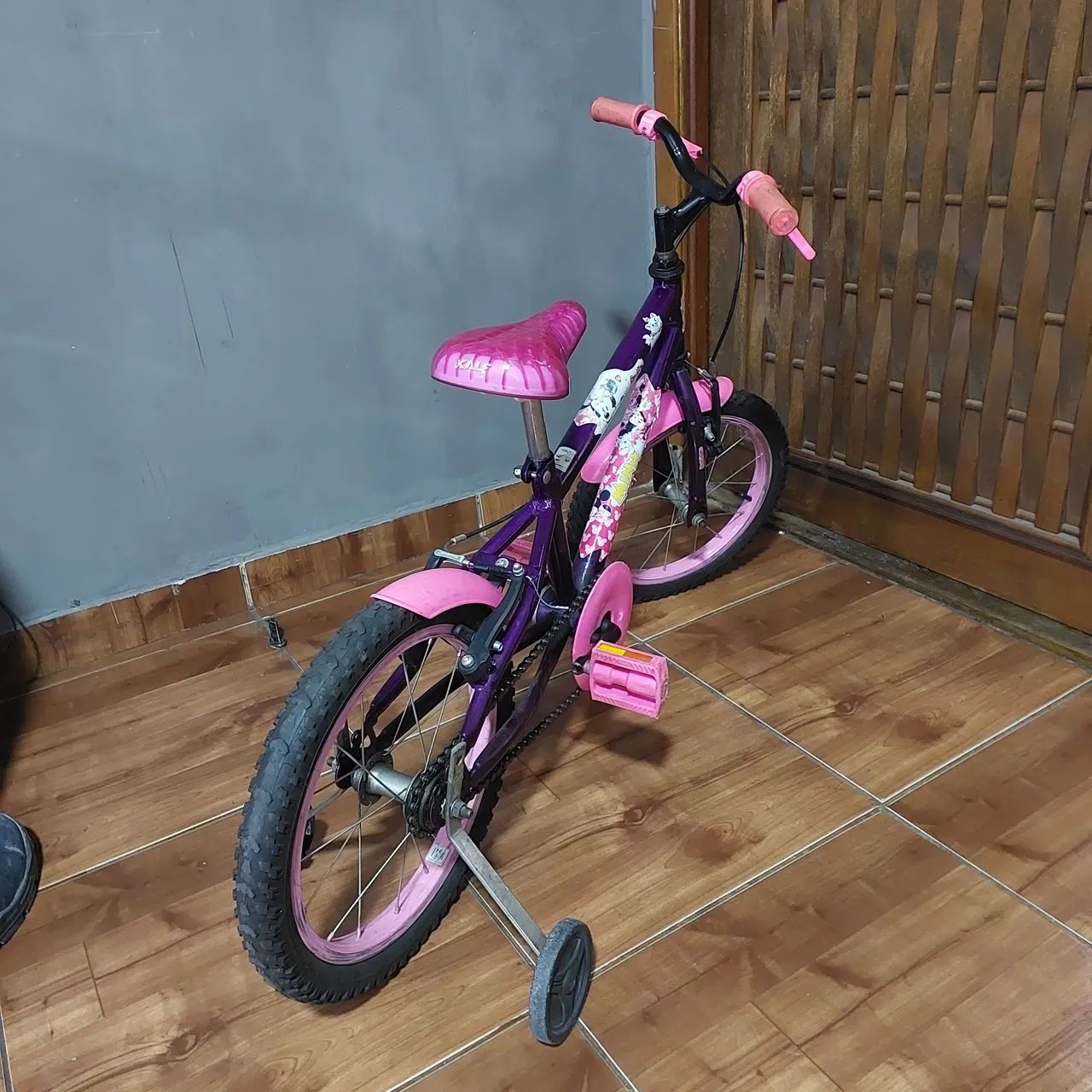 Bicicleta Infantil Aro 16 Menina - Roxa e Rosa (Com Rodinhas) - Foto 3