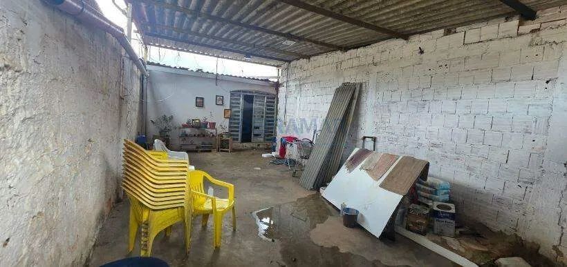 Casa À Venda com 3 Quartos na QE 40 - Guará II - Foto 4