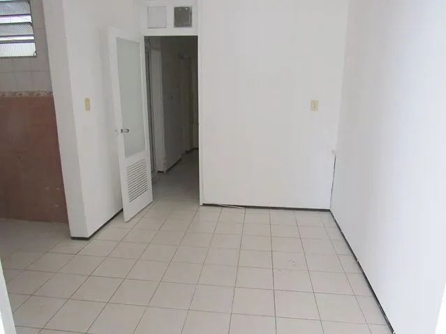 Casa para alugar no Benfica com suíte e vaga de garagem. - Foto 4