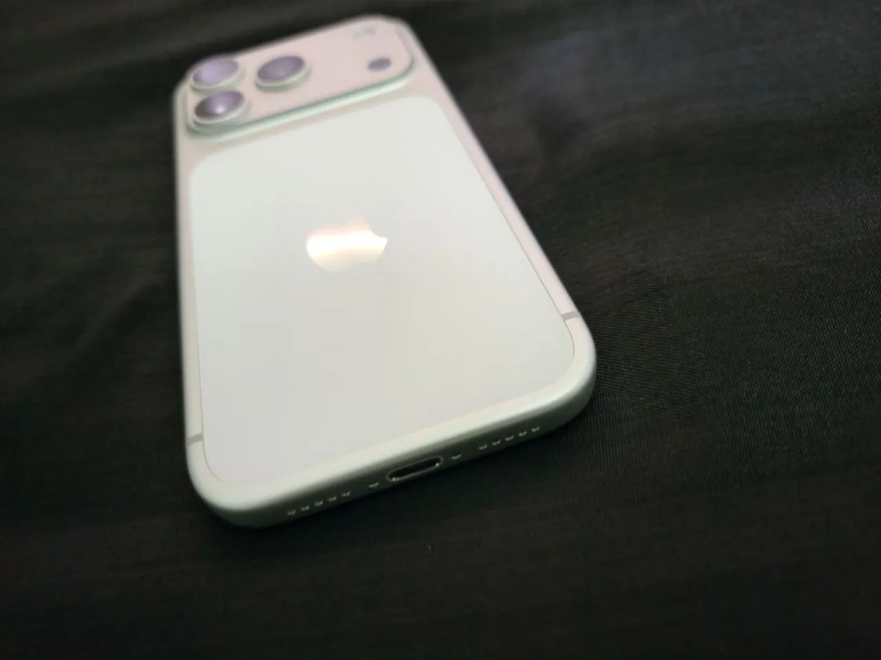 Iphone 17 pro 256gb - Prata - Foto 3