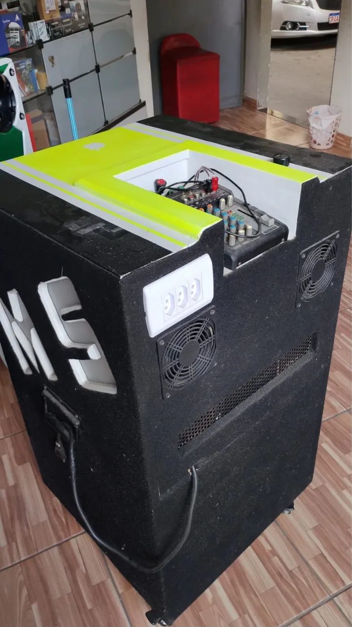 Caixa Bob,Paredão