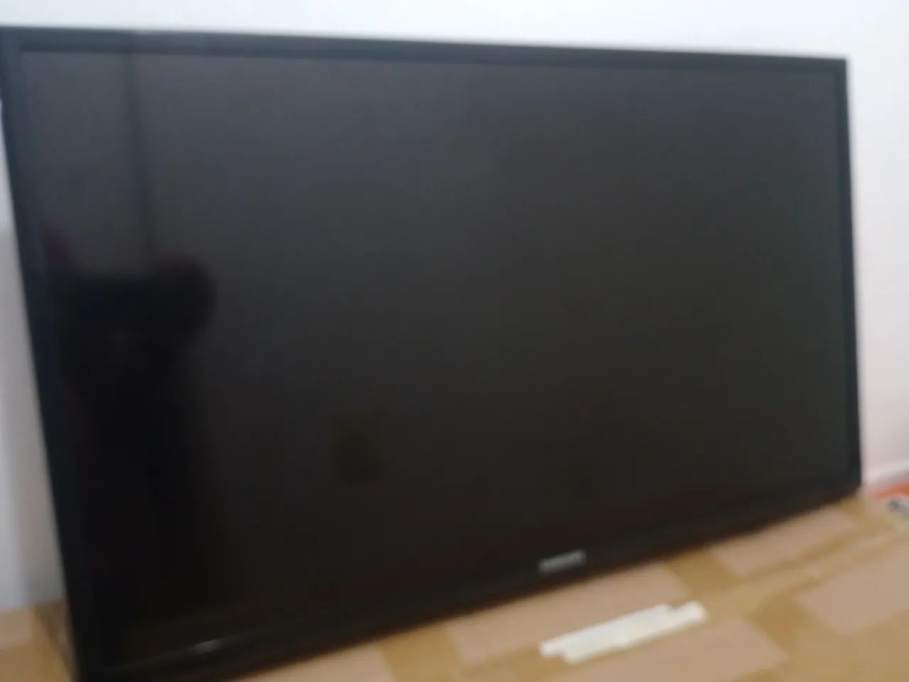 Tv Samsung 32" com defeito ( para retirada de peças)