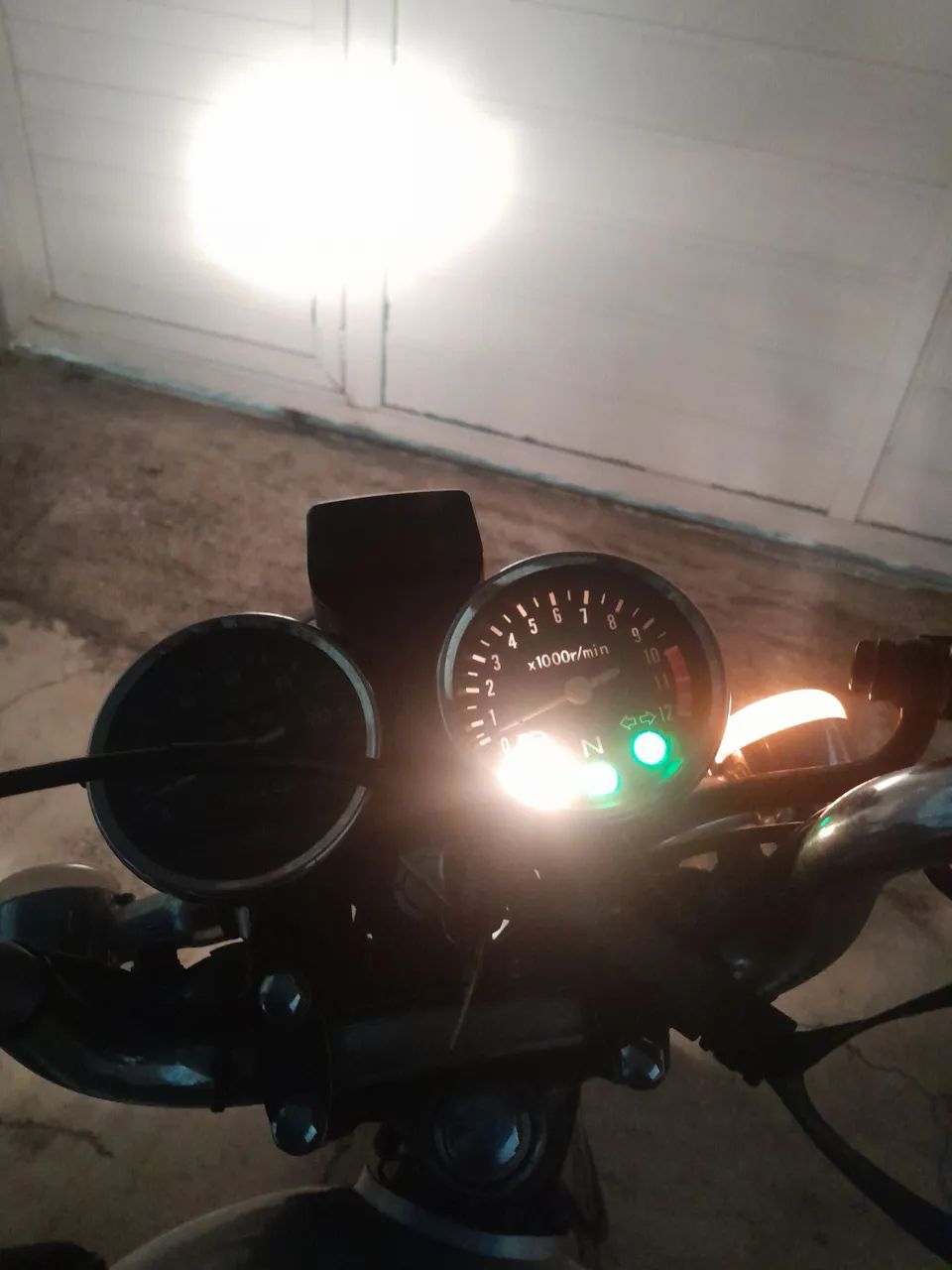 Intruder 125  - Foto 2