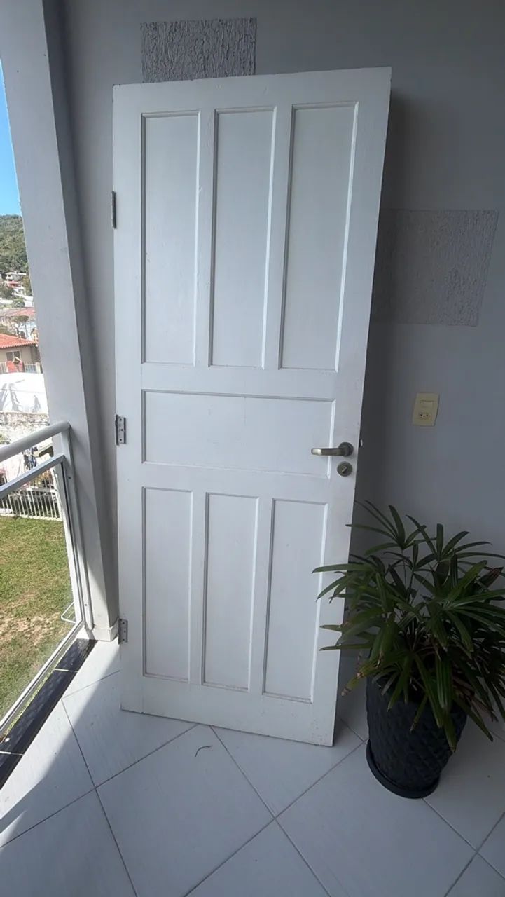 Porta Maciça 2.10 X 0.80
