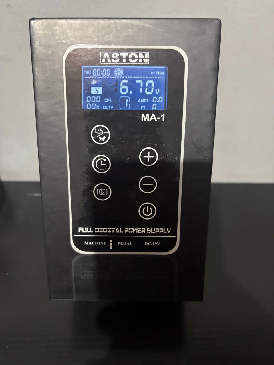 Fonte digital aston machine