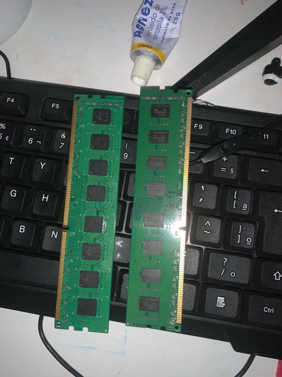 GB de ram 8gb 2 pentes 4 gb  - Foto 5