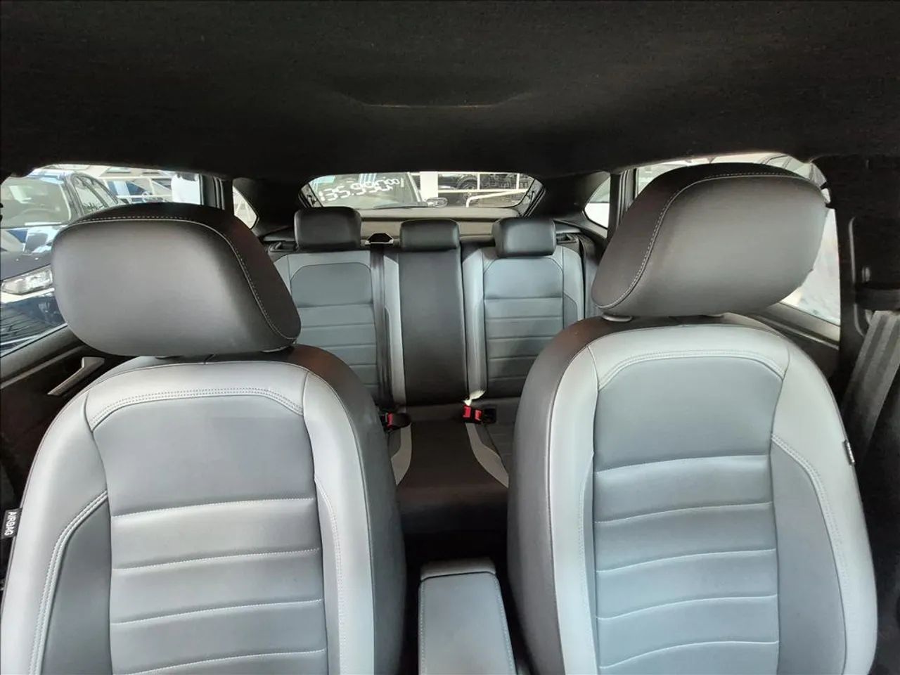 Volkswagen Nivus Highline 1.0 200 TSI Flex Aut., foto 9 de 18