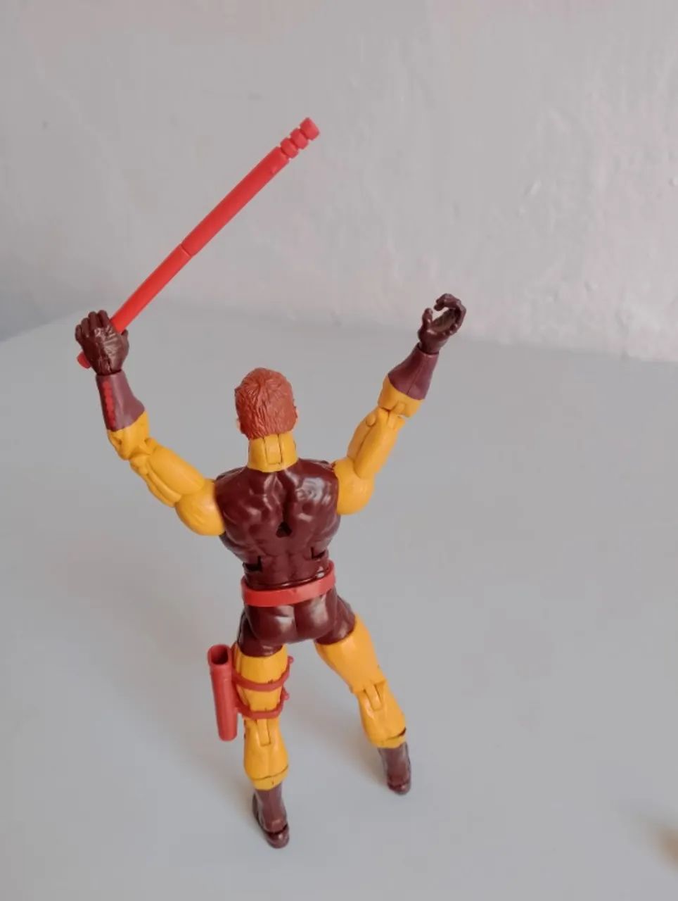 MARVEL LEGENDS DEMOLIDOR VERSÃO EXCLUSIVA WALGREENS 16 CM HASBRO - Foto 5