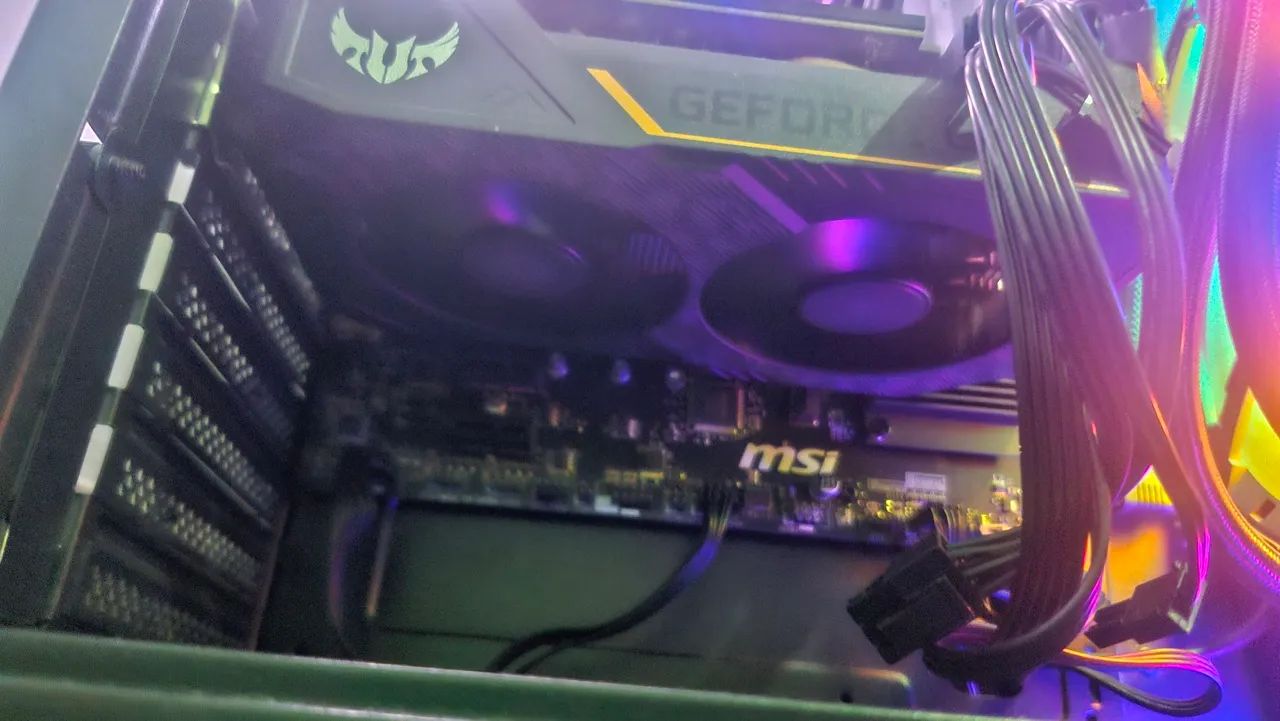 GTX 1650 (4gb) ASUS TUF GAMING  - Foto 3