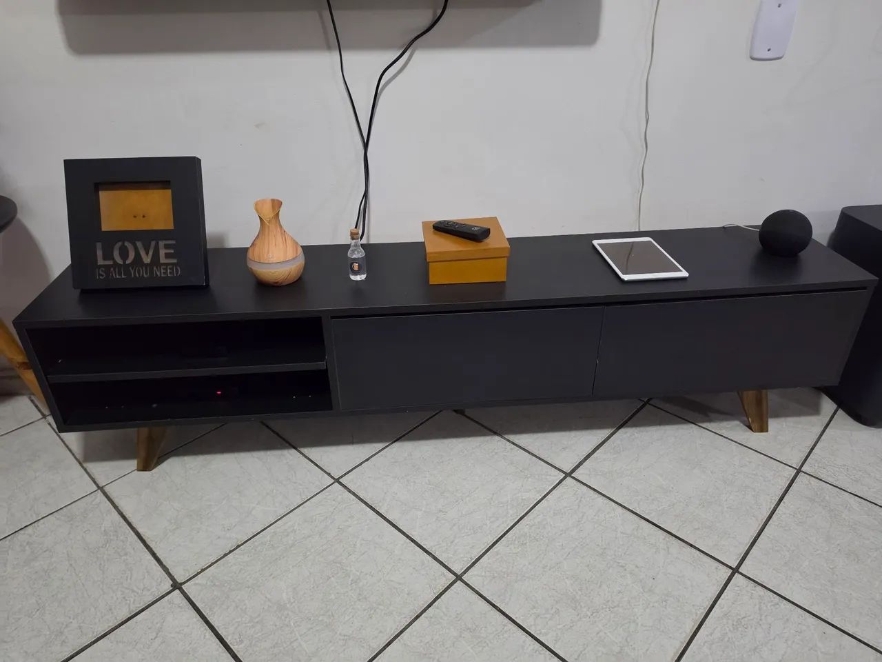 Sofá Retrátil + Rack Para Sala - Foto 4