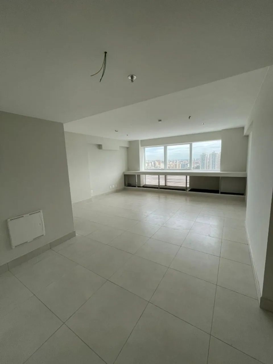 SALA COMERCIAL - CONNECT TOWERS