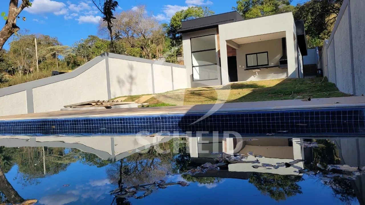 CASA COM PISCINA EM MAIRIPORÃ