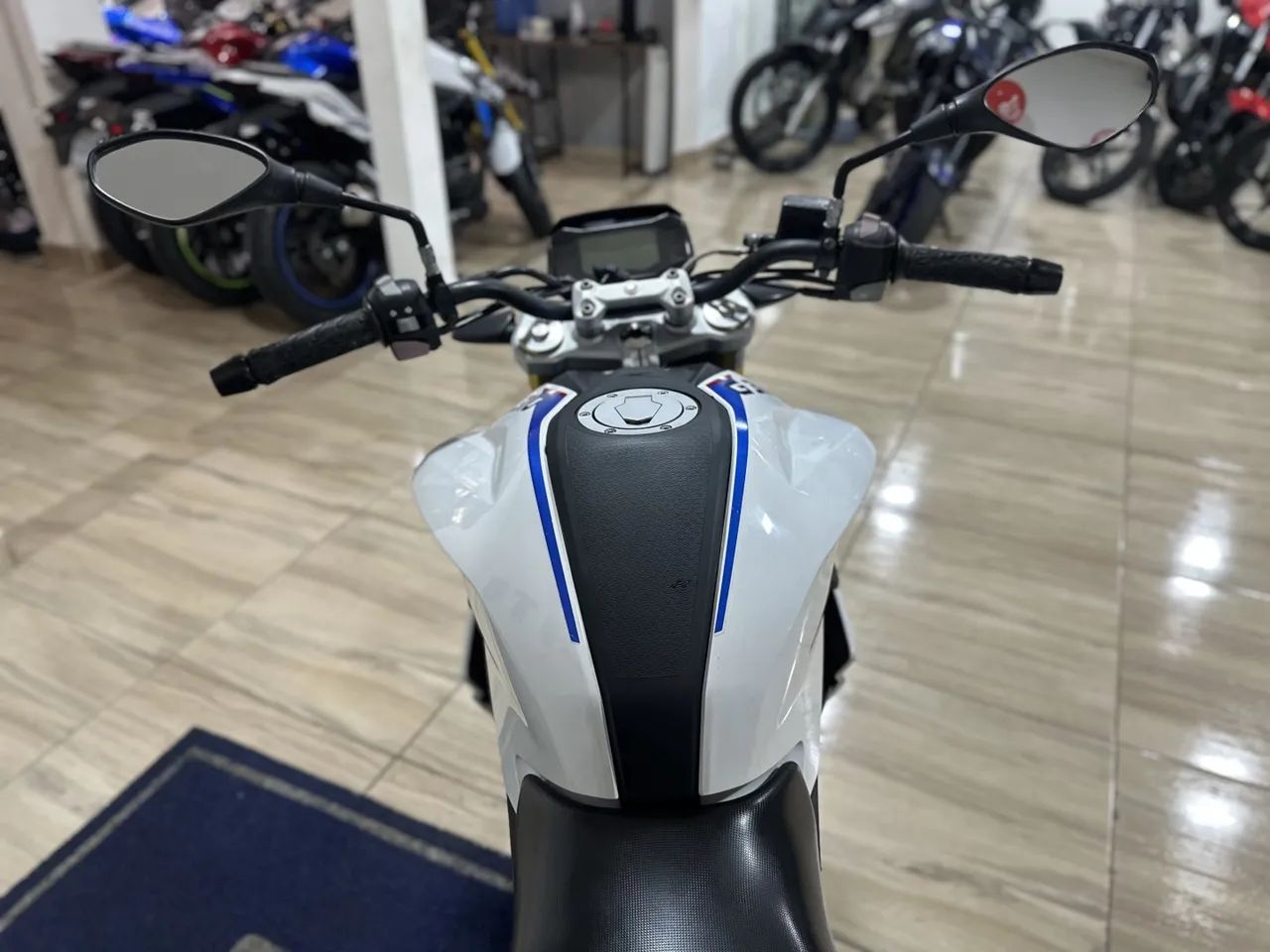 Bmw G 310 r 2017 - Foto 4