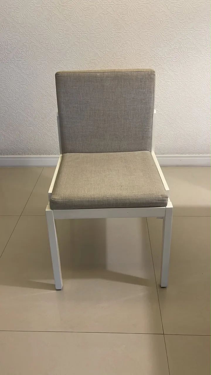 VENDO 6 cadeiras de jantar laqueadas 