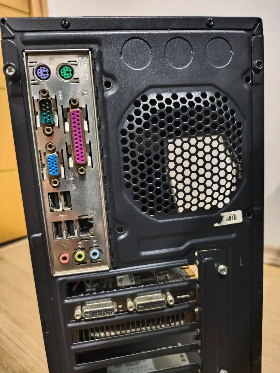 CPU Intel core 2 duo GTX 550Ti - Foto 2