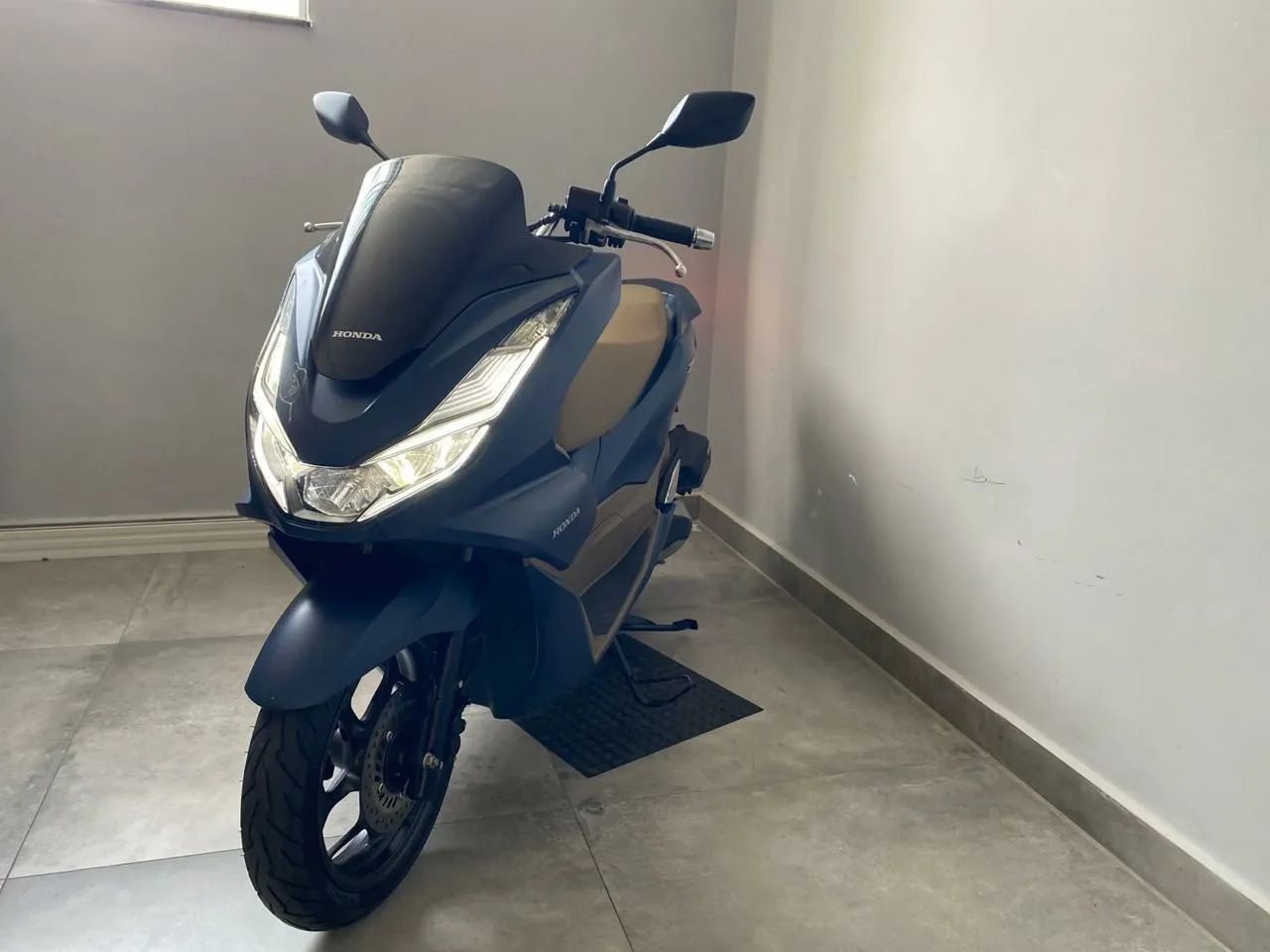 PCX 160 DLX 2024 ABS 
