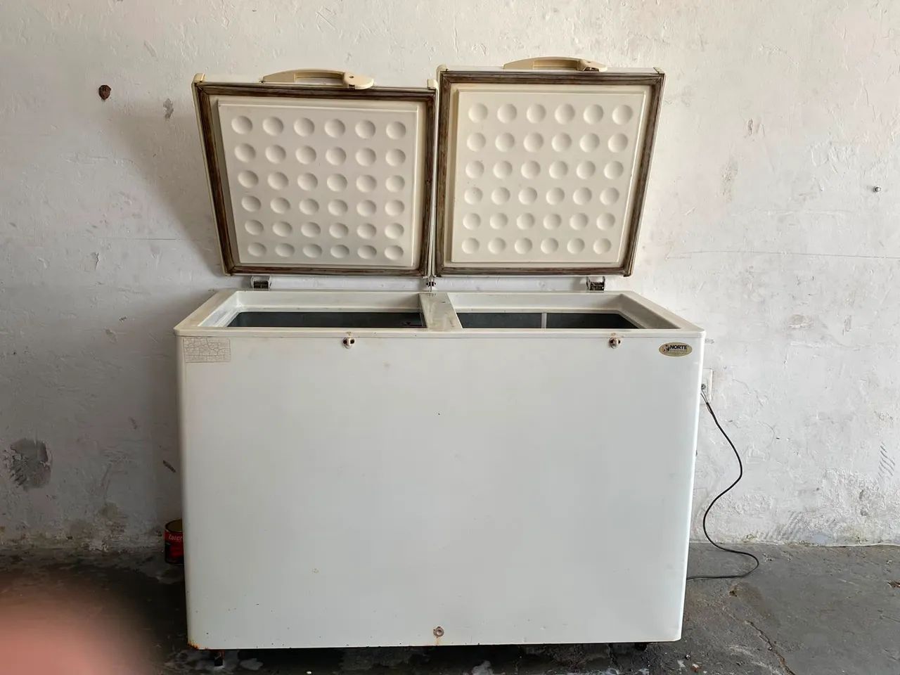 Vendo Frezer 2 Portas - Foto 2