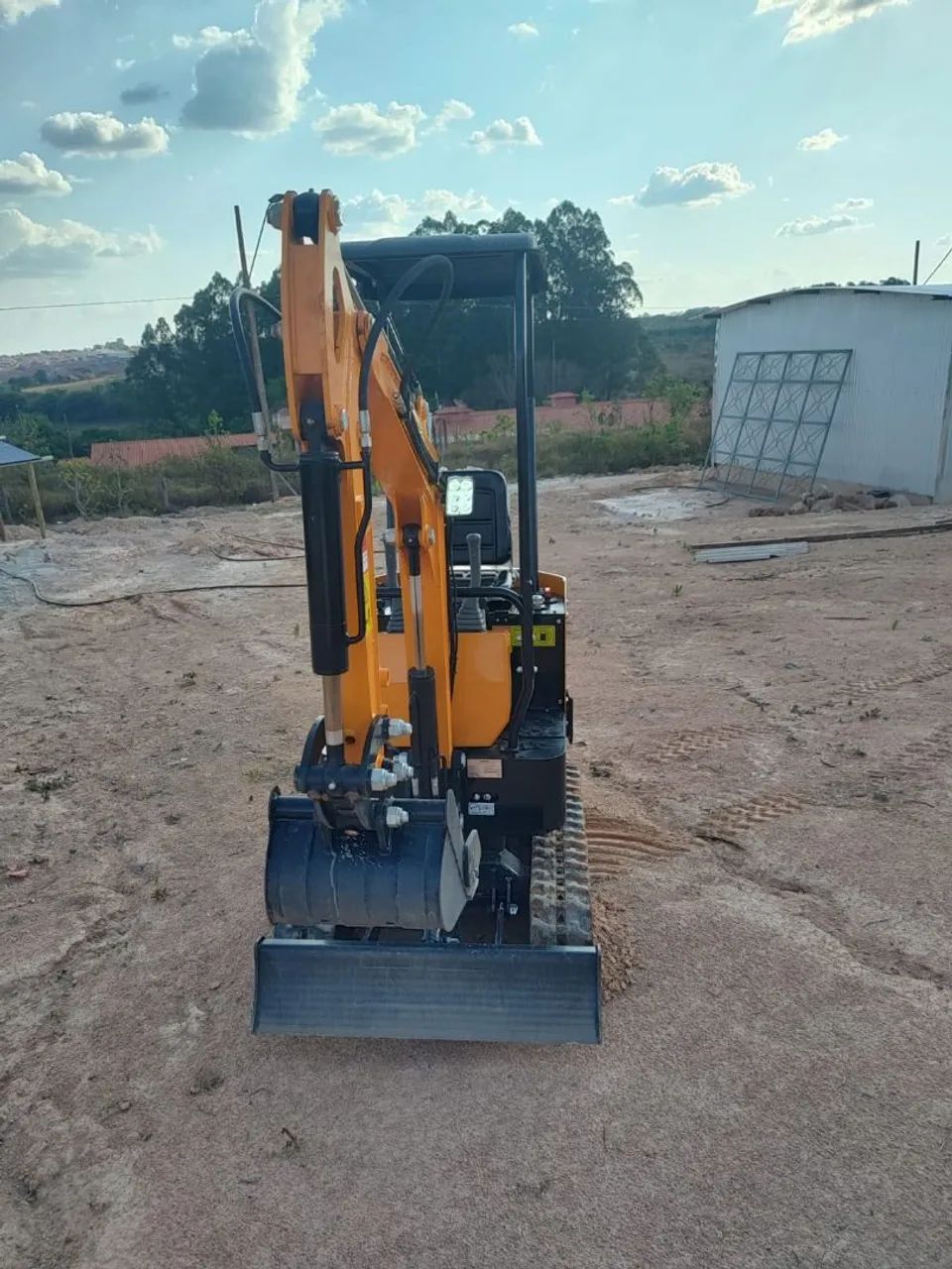 Mini escavadeira 1 Ton  - Foto 2