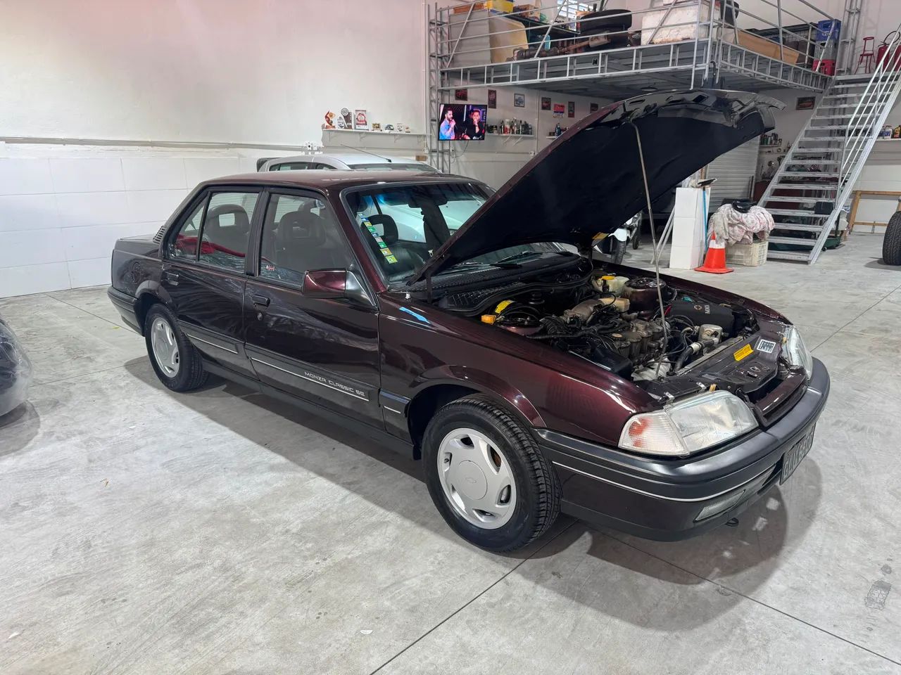 Chevrolet Monza Classic SE 2.0 /mpfi E EFI 2P E 4P 1992
