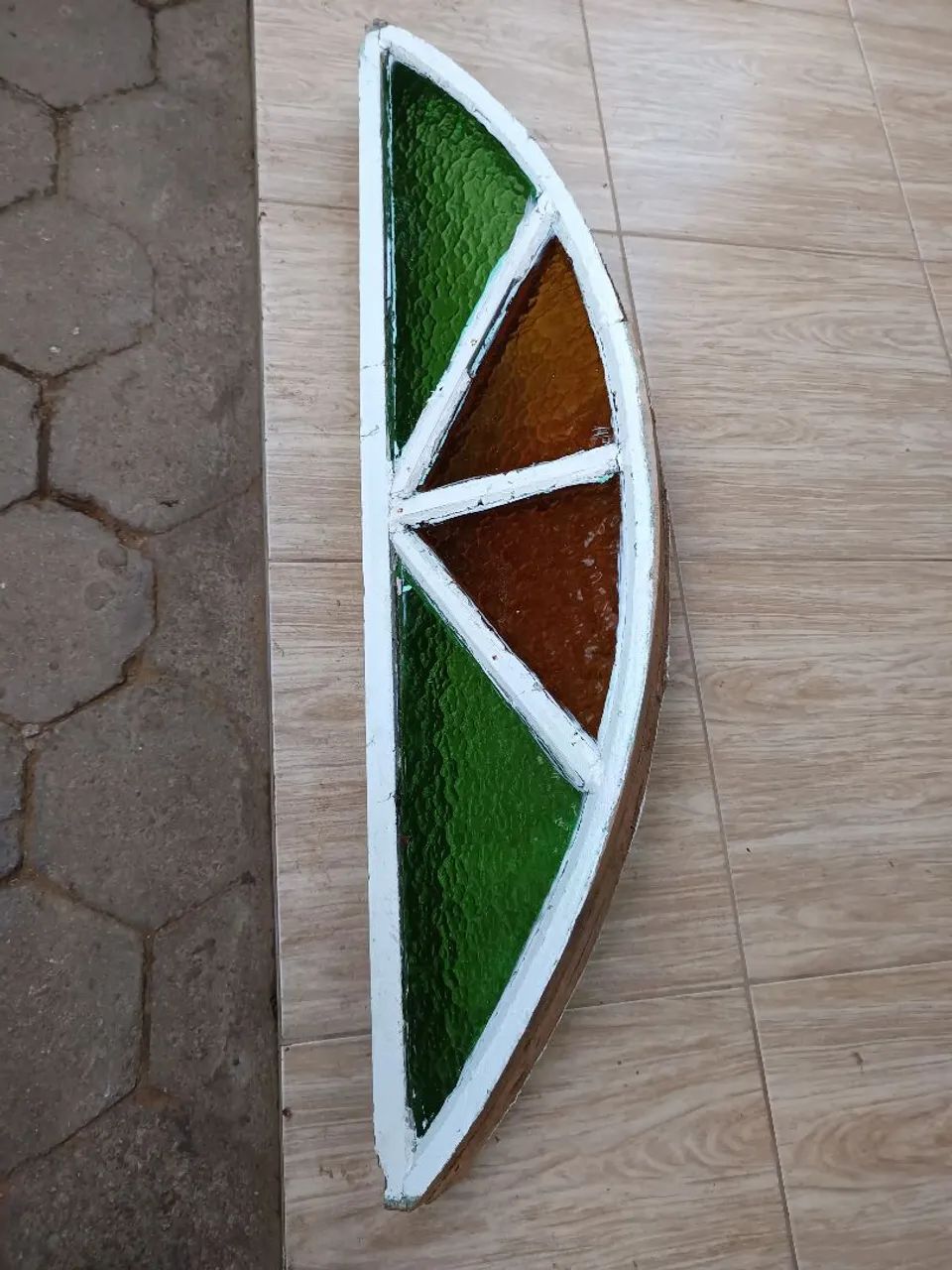 Arco Vitral Colorido para  Porta ou Janela 1.24 X 28 no centro 9 CM de largura 