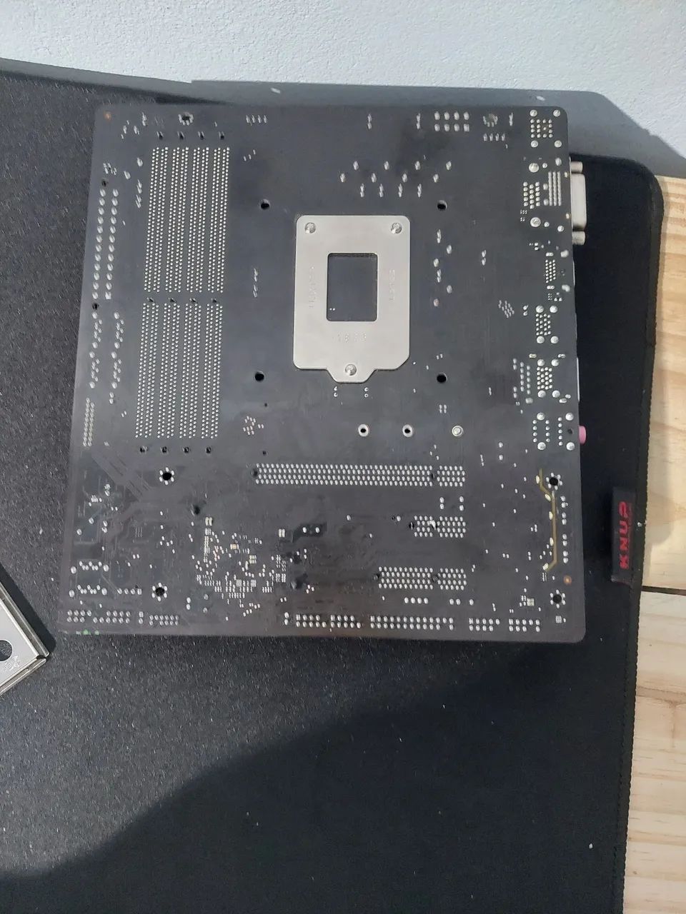 Kit I5 9400f + Placa Mãe Gigabyte B360M - Foto 3