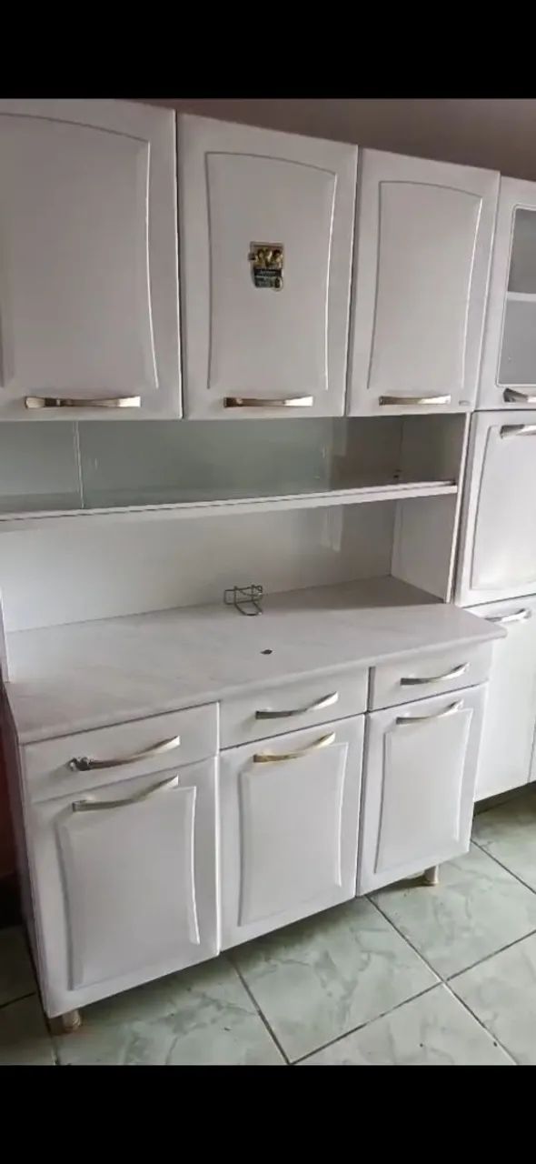 Vendo armário 