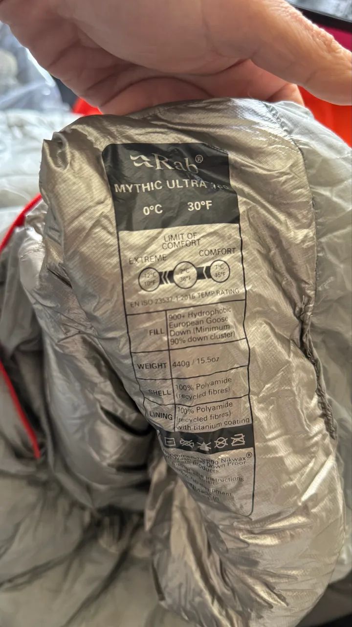 Saco de Dormir RAb Mythic 180 0°c - Foto 2