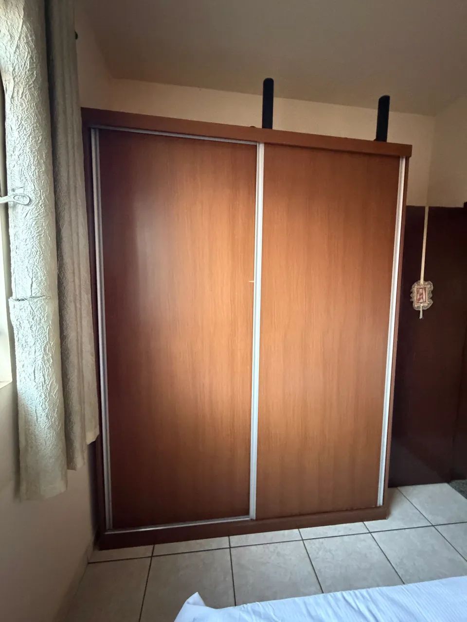 Guarda roupas 2,36x1,80 - Foto 2