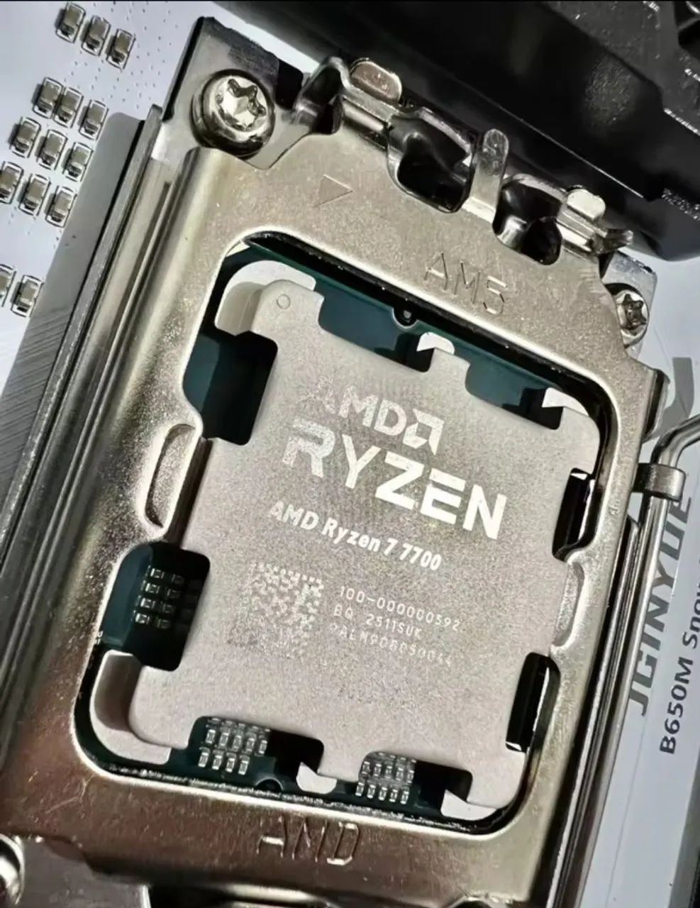 Processador Ryzen 7 7700 AM5 8/16 - Foto 2