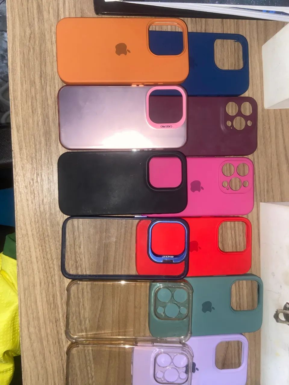Capinhas celular iPhone 15 pro - 12 unidades 
