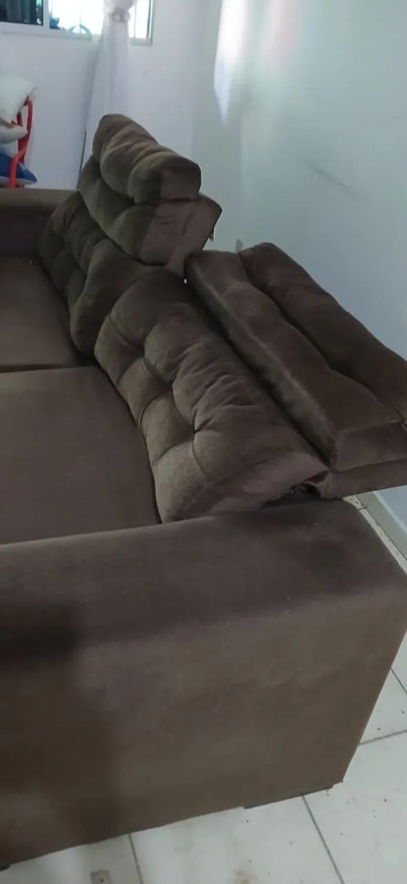 Vendo sofá retrátil 3 lugares - Foto 5