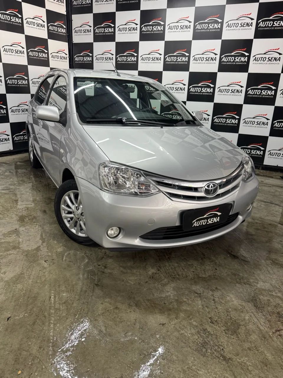 Toyota Etios XLS 1.5 16V FLEX 2013