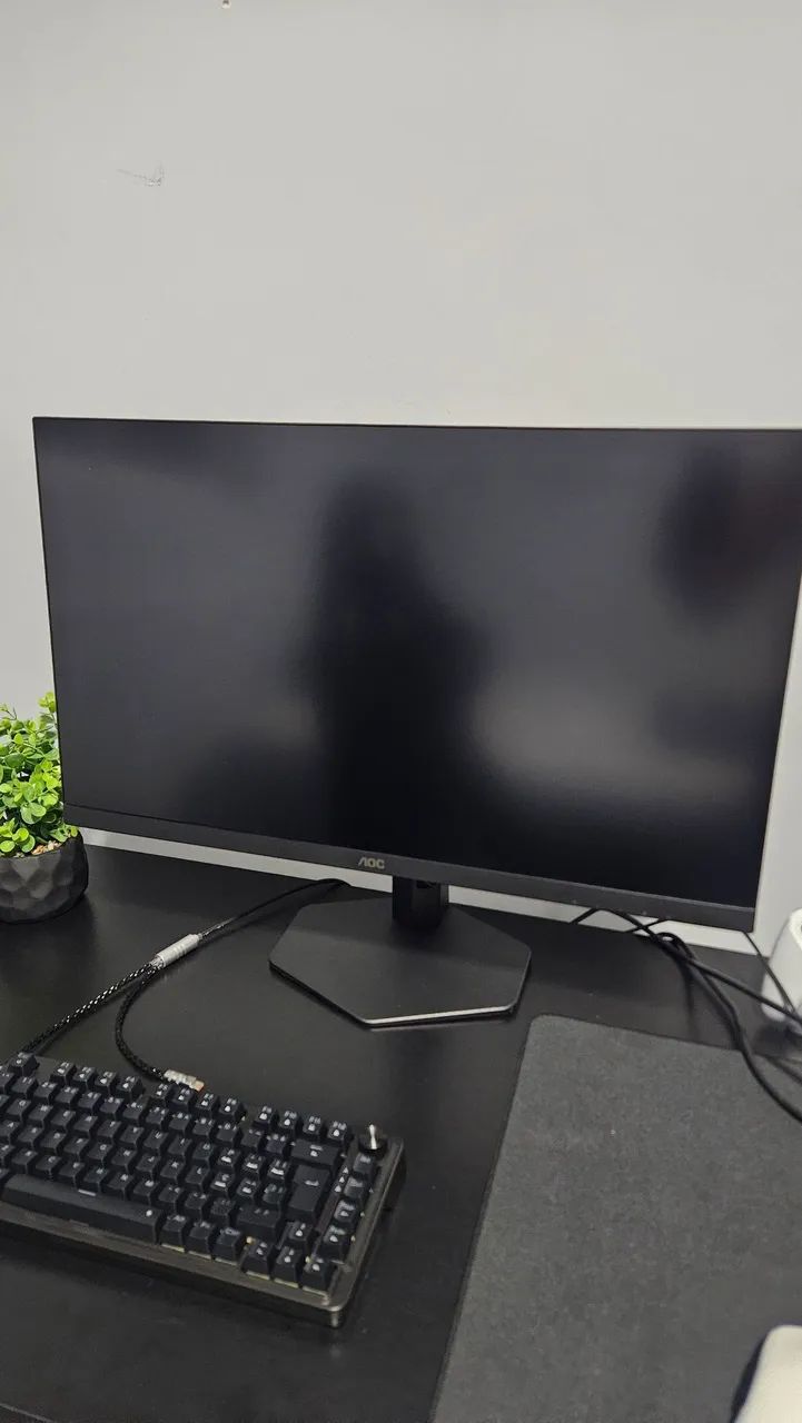 Monitor 27 180hz AOC