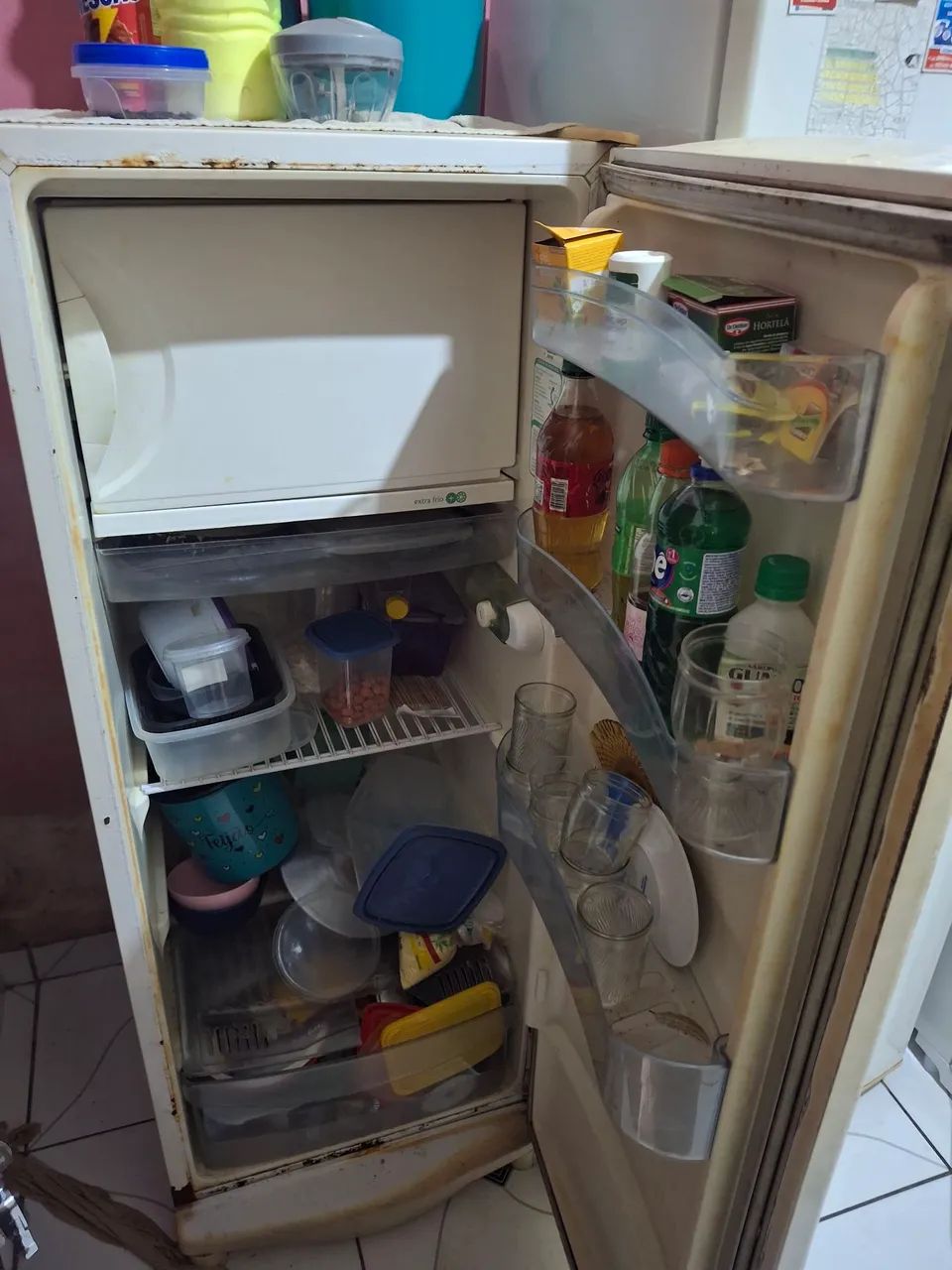Geladeira com defeito