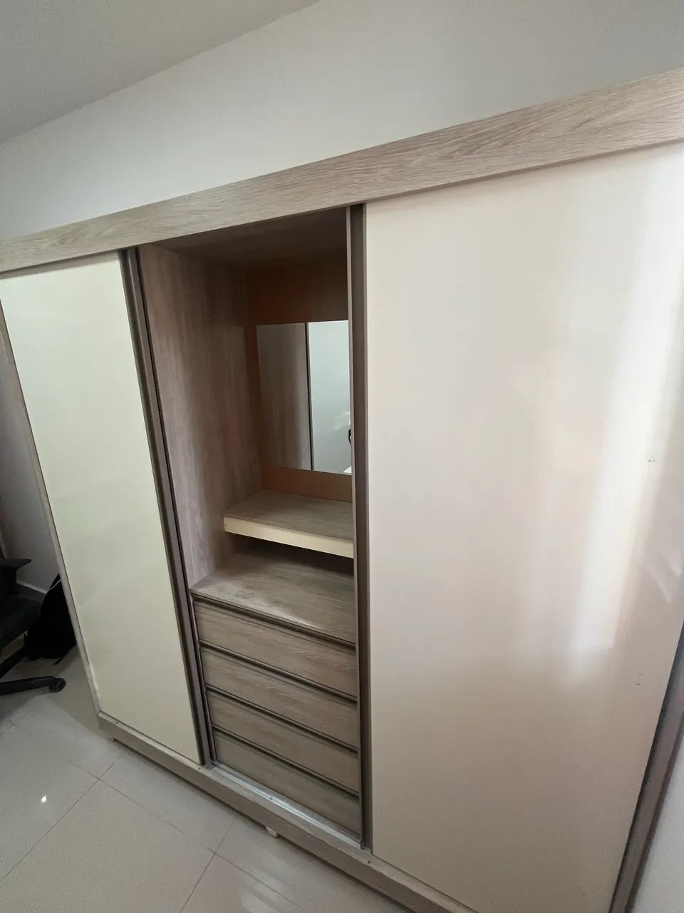 Guarda roupas - Foto 2