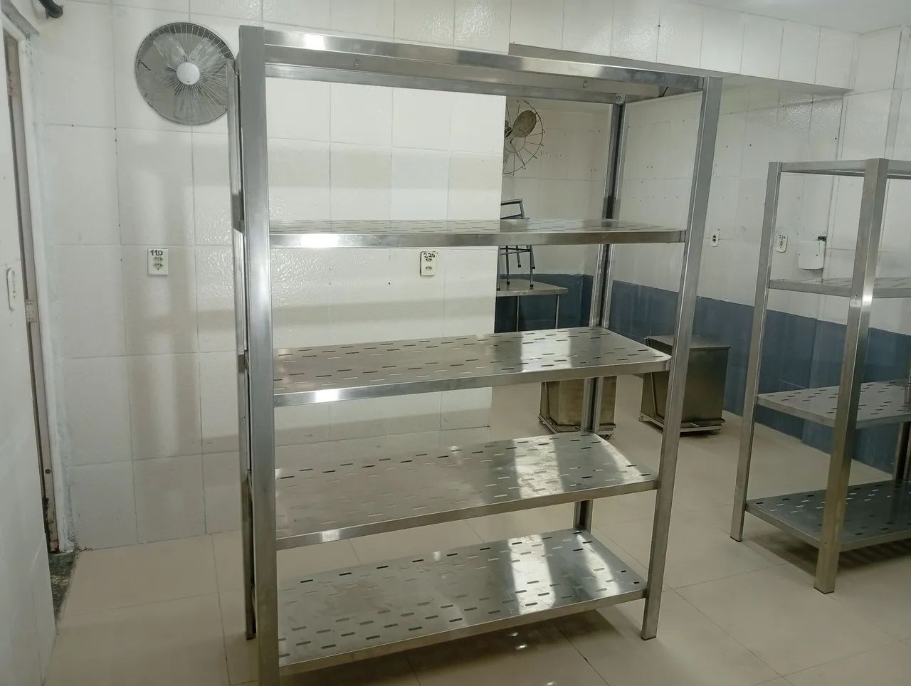 ESTANTE INOX 304 ESPECIAL MACOM