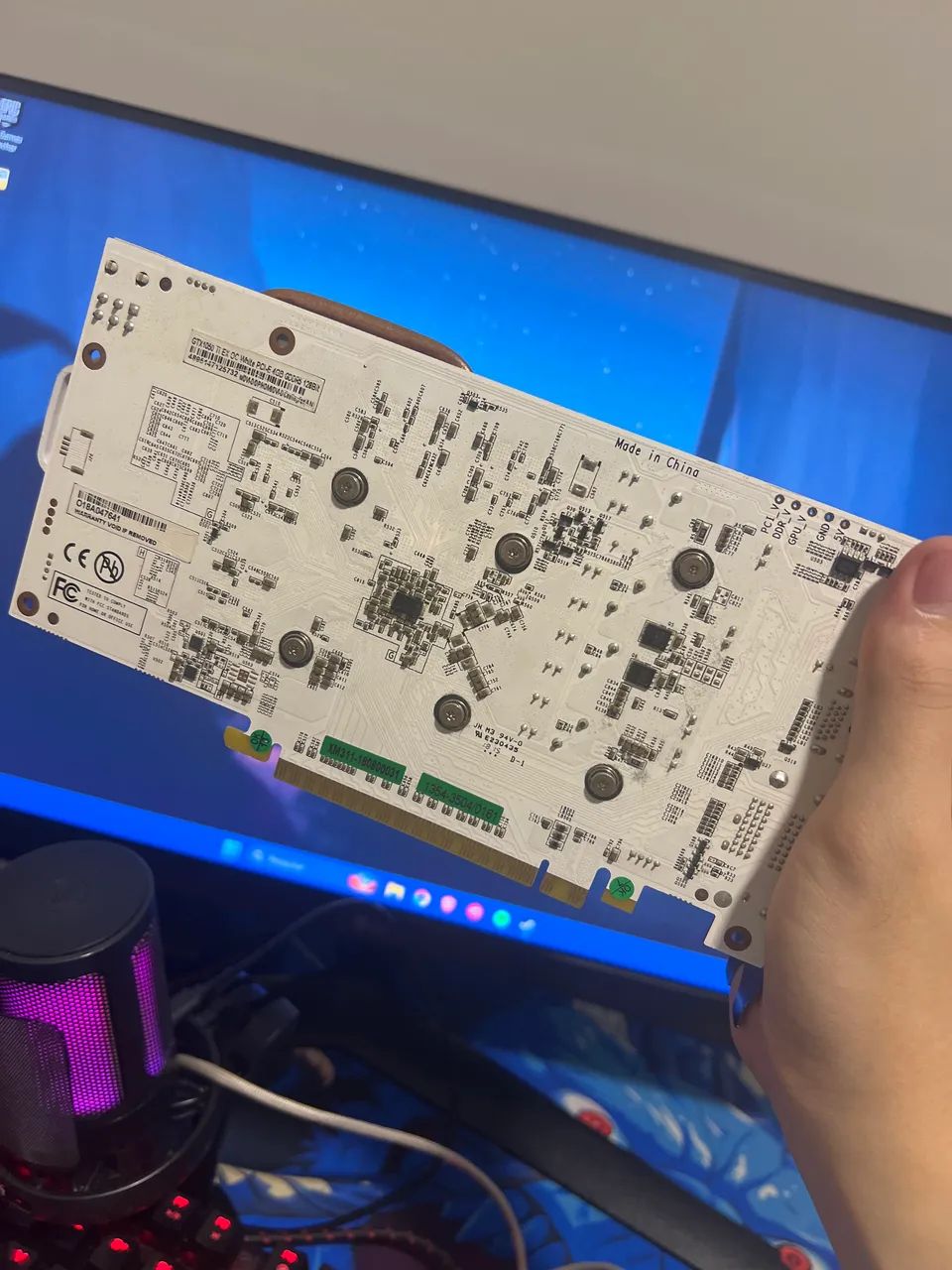 Gtx 1050 ti galax white - Foto 2